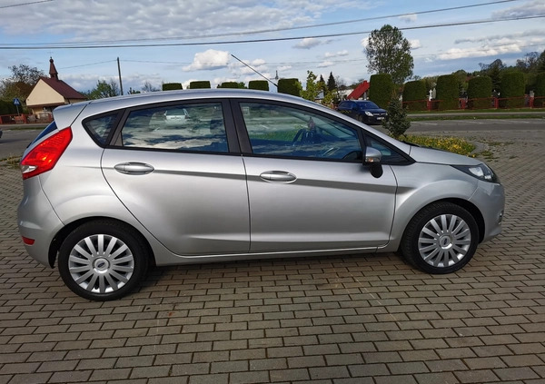 Ford Fiesta cena 22900 przebieg: 157000, rok produkcji 2012 z Kolbuszowa małe 232